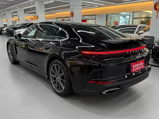 Porsche Panamera — Фото автомобиля 4