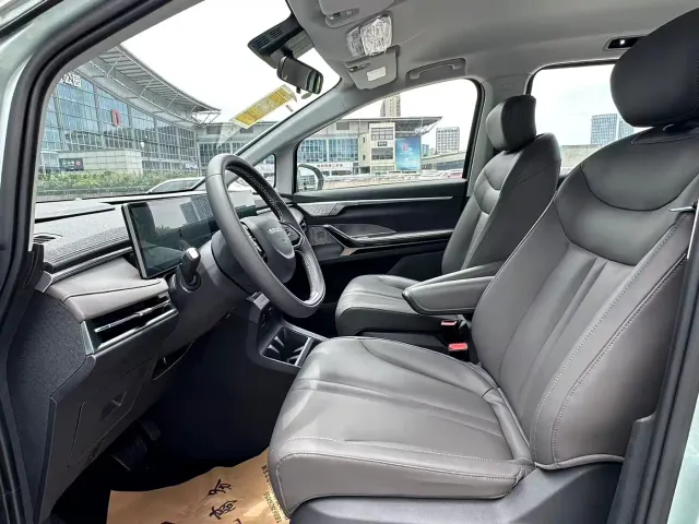 Maxus Dajia 7 — Фото автомобиля 11