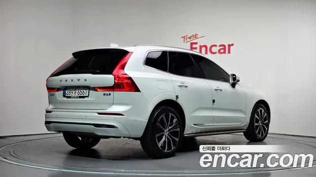 Volvo XC60 Generation 2 — Фото автомобиля 2