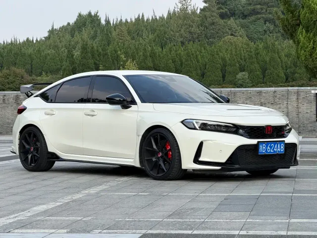 Honda Civic — Фото автомобиля 3