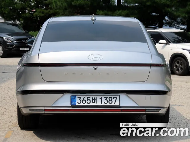 Hyundai Grandeur Grandeur (GN7) 3.5 LPG 2WD (Такси) — Фото автомобиля 4