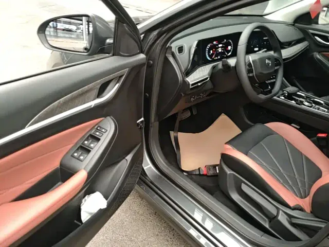 Changan Eado — Фото автомобиля 15