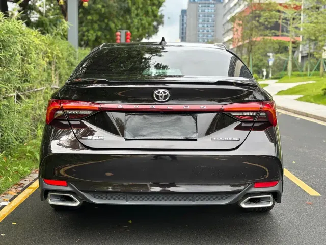 Toyota Avalon — Фото автомобиля 23