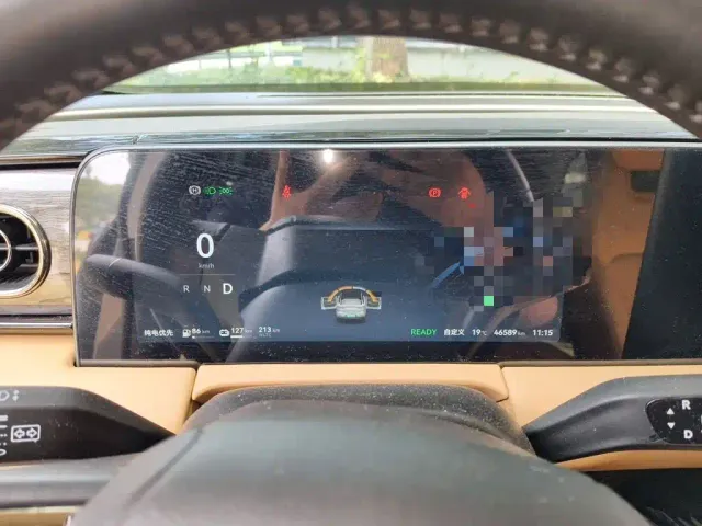Leapmotor C11 — Фото автомобиля 12