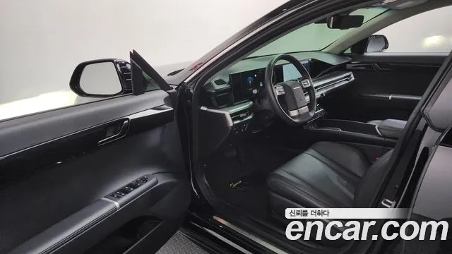 Hyundai Grandeur Grandeur (GN7) 2.5 Бензин 2WD — Фото автомобиля 10