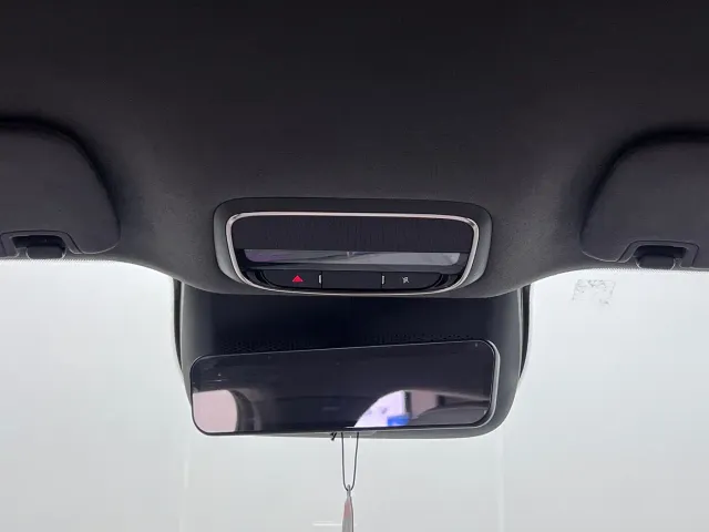 Xpeng P7+ — Фото автомобиля 24