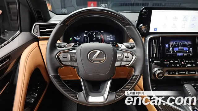 Lexus LX Generation 4 — Фото автомобиля 13