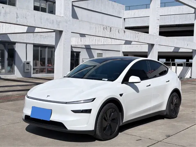 Фотография автомобиля — Tesla Model Y