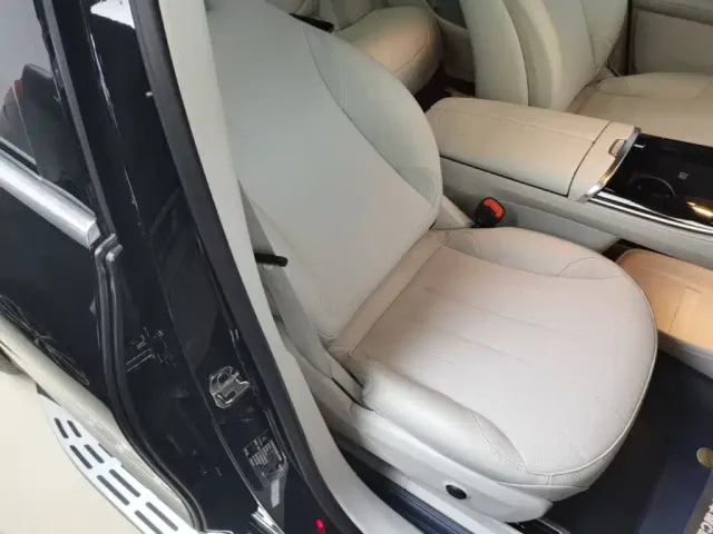 Mercedes-Benz EQE SUV — Фото автомобиля 24