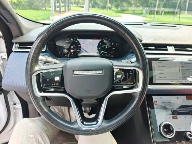 Land Rover Range Rover Velar — Фото автомобиля 18