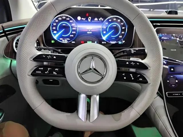Mercedes-Benz Mercedes-Benz EQE SUV 2024 350 4MATIC Luxury Edition — Фото автомобиля 10
