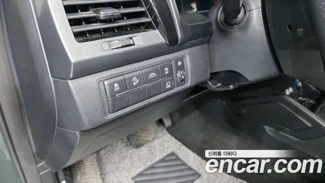 KG_Mobility_Ssangyong Rexton Новый Rexton Sport Дизель 2.2 4WD — Фото автомобиля 15