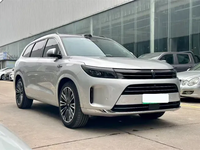 Aito M7 — Фото автомобиля 3