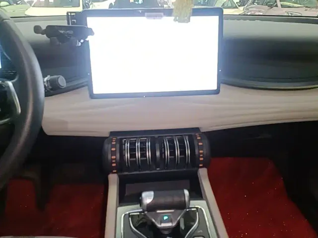BYD Yuan PLUS — Фото автомобиля 12