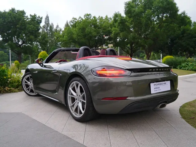 Porsche 718 — Фото автомобиля 18