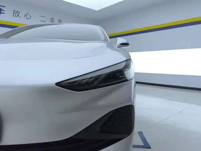 Roewe D7 — Фото автомобиля 5