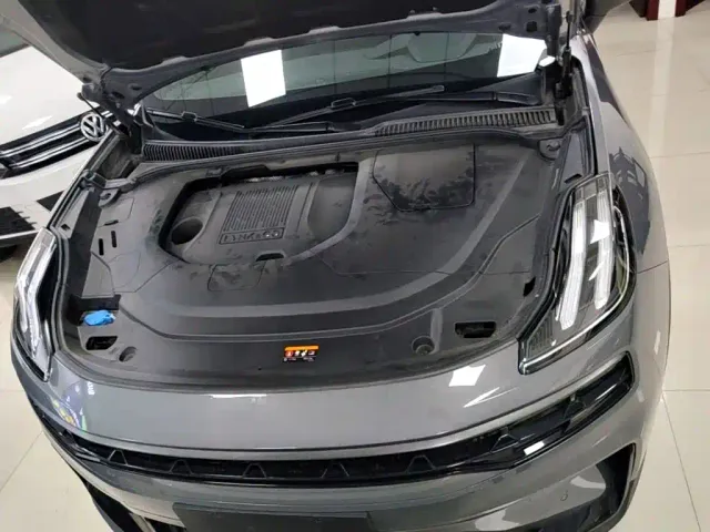 Lynk & Co 06 — Фото автомобиля 19