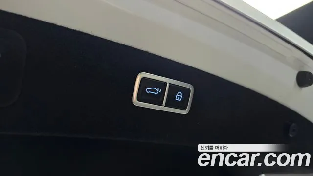 Genesis G80 Бензин 3.5 турбо AWD — Фото автомобиля 17
