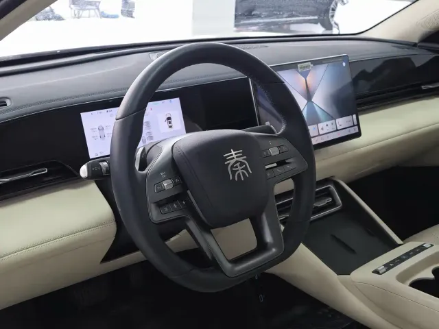 BYD Qin L — Фото автомобиля 10