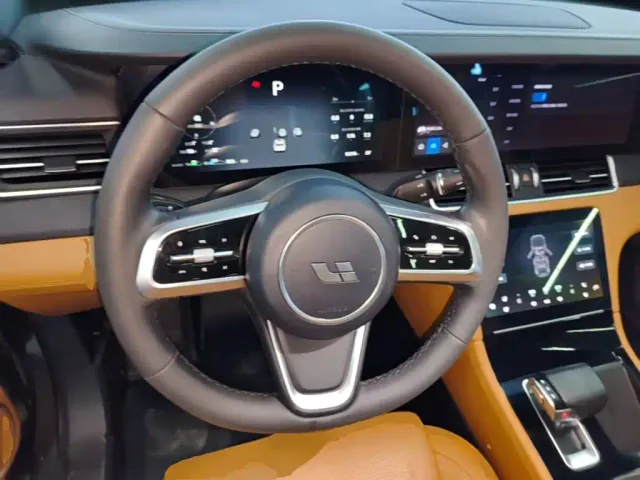 Li Auto ONE — Фото автомобиля 10