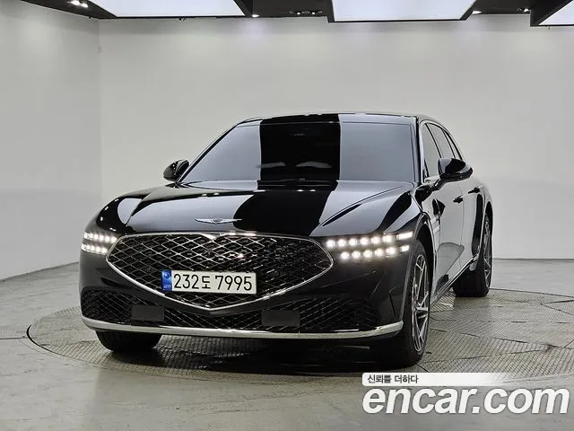 Genesis G90 — Фото автомобиля 3
