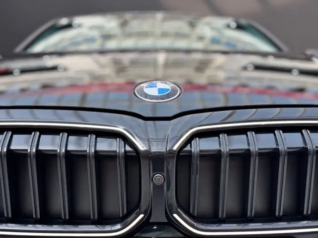 BMW 3 Series — Фото автомобиля 5