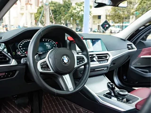 BMW 3 Series — Фото автомобиля 9