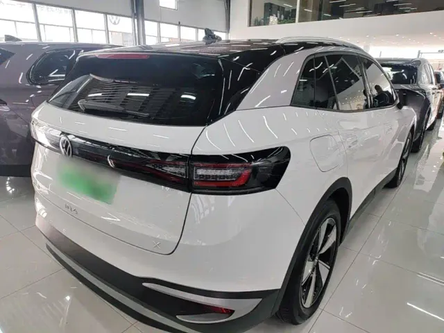Volkswagen ID.4 X — Фото автомобиля 6