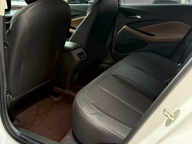 Buick Verano — Фото автомобиля 6