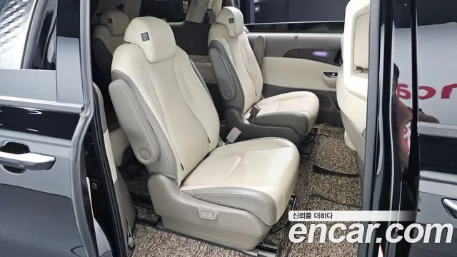 Kia Canival Carnival 4 поколение Дизель 9 мест Signature — Фото автомобиля 10