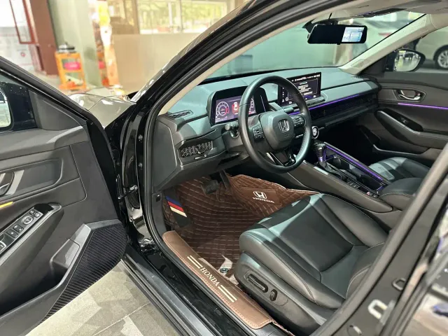 Honda Accord — Фото автомобиля 8