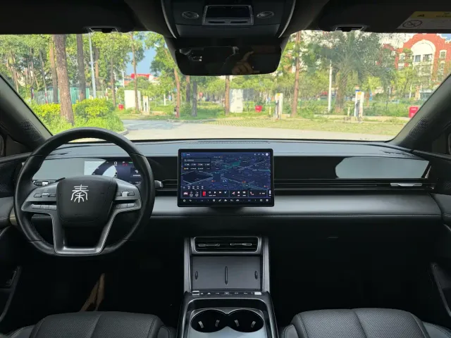 BYD Qin L — Фото автомобиля 13