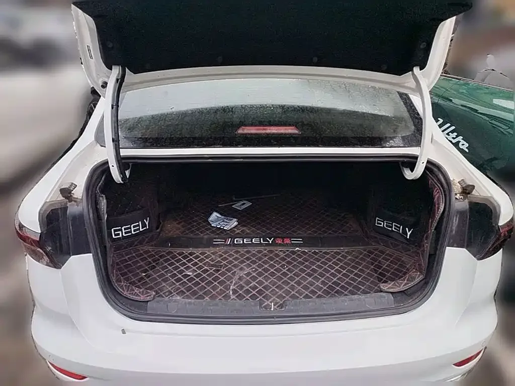 Geely Emgrand 2022 4th Generation 1.5L CVT Premium — Фото автомобиля 23