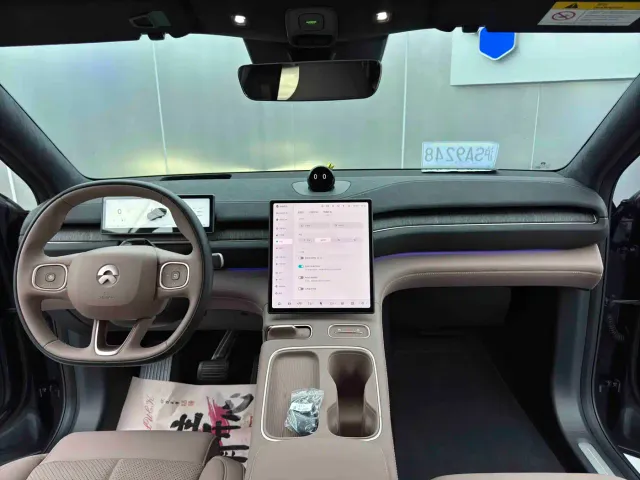 Nio EC6 — Фото автомобиля 21