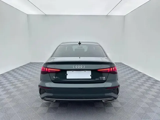 Audi A3 — Фото автомобиля 5