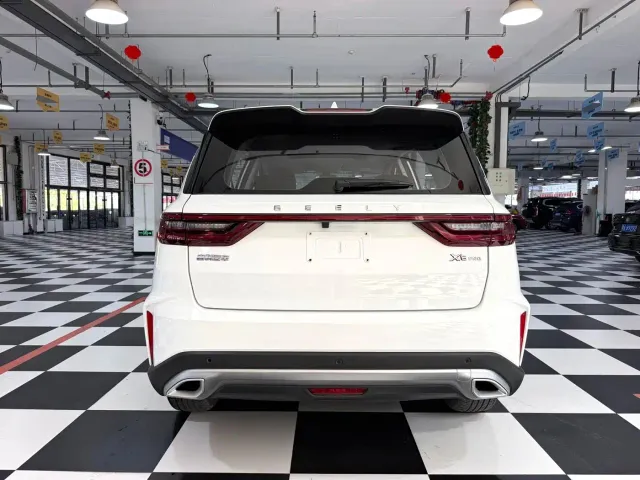 Geely Vision X6 — Фото автомобиля 8