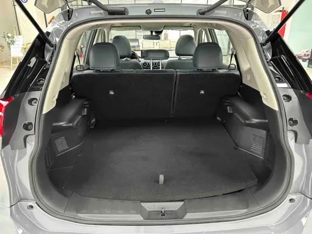 Nissan X-Trail — Фото автомобиля 22