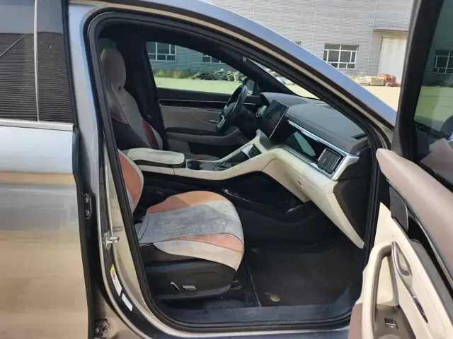 BYD Song PLUS — Фото автомобиля 8