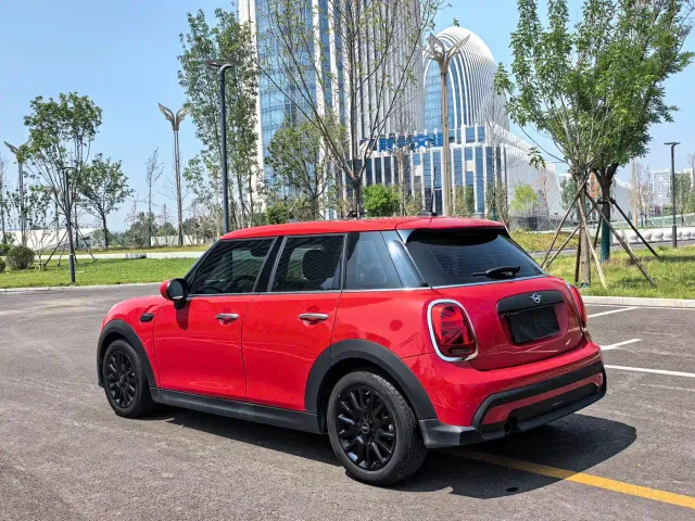 MINI Hatch — Фото автомобиля 5