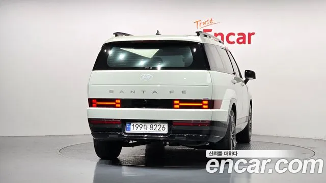 Hyundai Santafe — Фото автомобиля 3