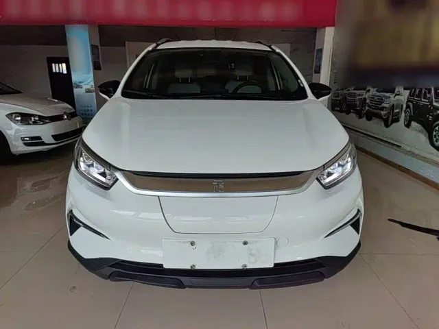 BYD Yuan Pro — Фото автомобиля 2