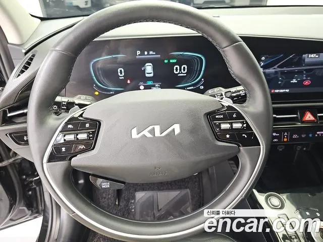 Kia Niro The All New Niro Signature — Фото автомобиля 5