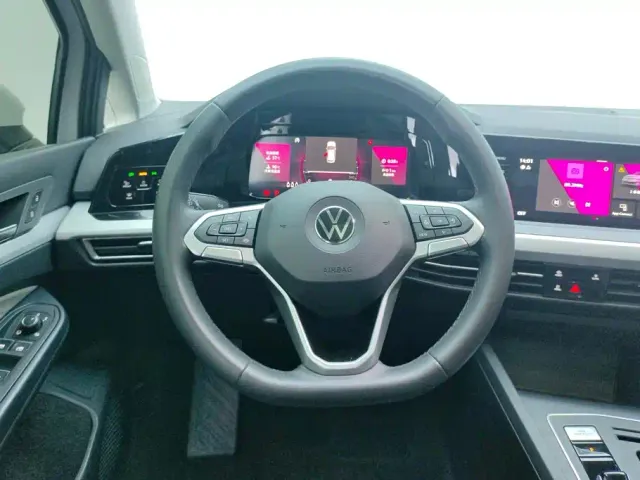 Volkswagen Golf — Фото автомобиля 15
