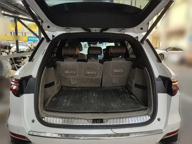BYD Song Pro — Фото автомобиля 9