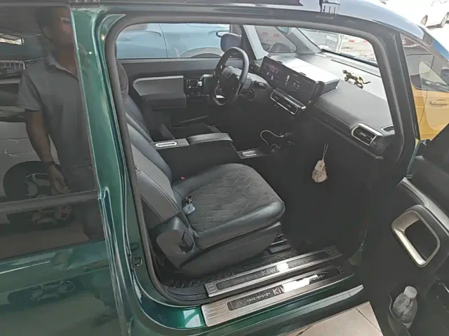 Baojun KiWi EV — Фото автомобиля 24