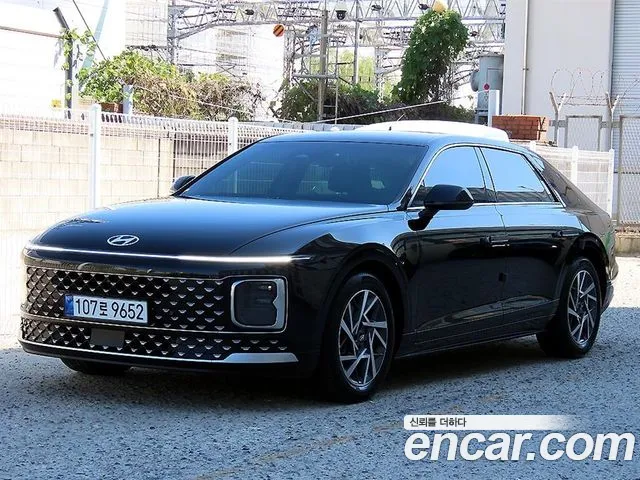 Фотография автомобиля — Hyundai Grandeur GN7