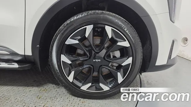 Kia Sorento Новый Sorento 4 поколение Бензин 2.5T 4WD — Фото автомобиля 19