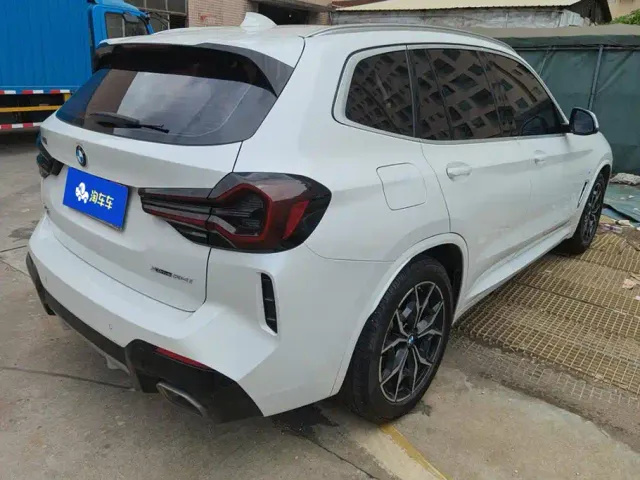 BMW X3 — Фото автомобиля 3