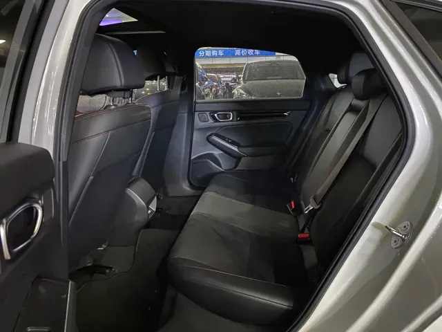 Honda Civic — Фото автомобиля 4