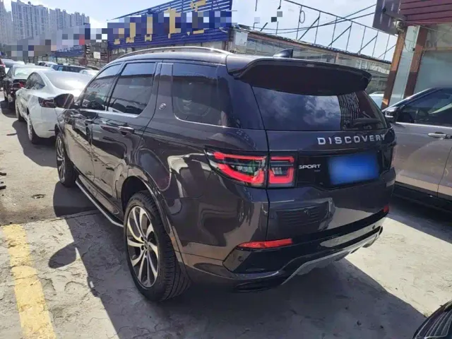Land Rover Discovery Sport — Фото автомобиля 4